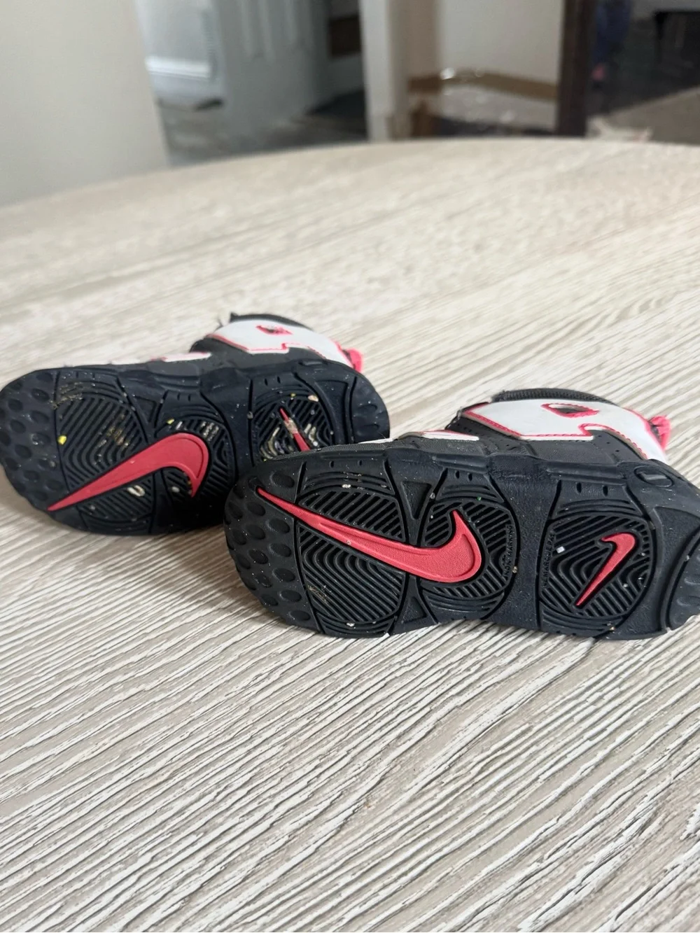 Nike Air Kids high top sneakers, 8c